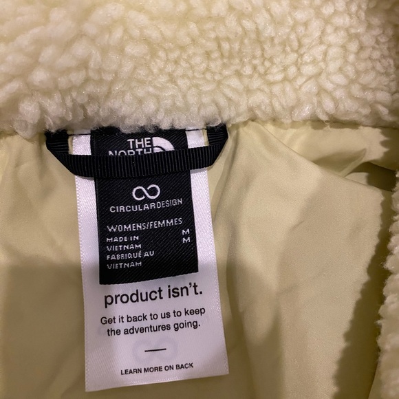 The North Face Women's Light Yellow Ski Jacket - Picture 3 of 6